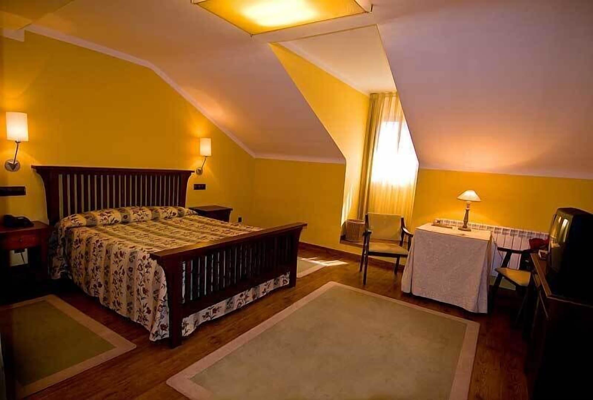 Hotel Mirador De La Cepada Onís Εξωτερικό φωτογραφία